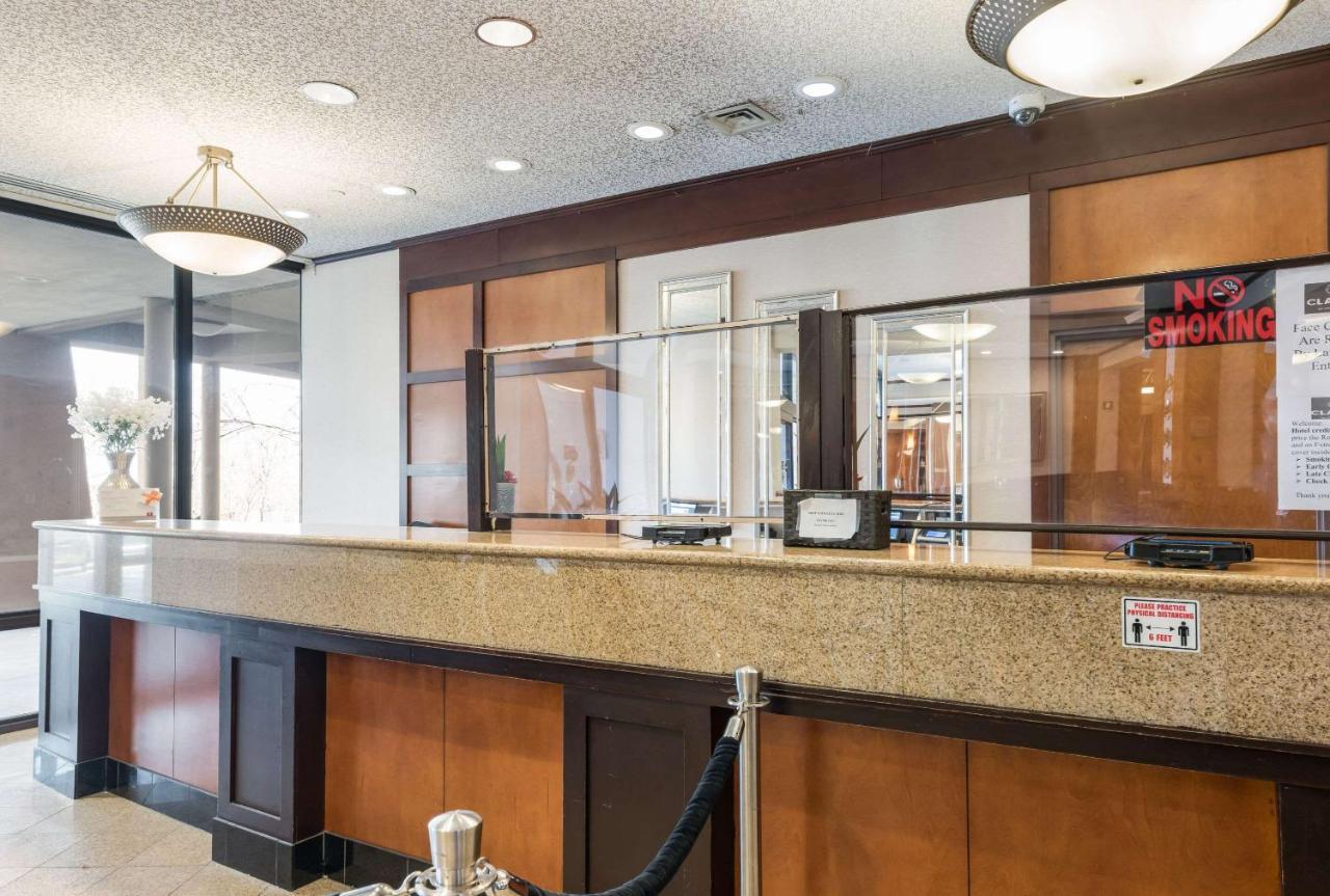 Clarion Hotel & Suites Mount Laurel Eksteriør bilde